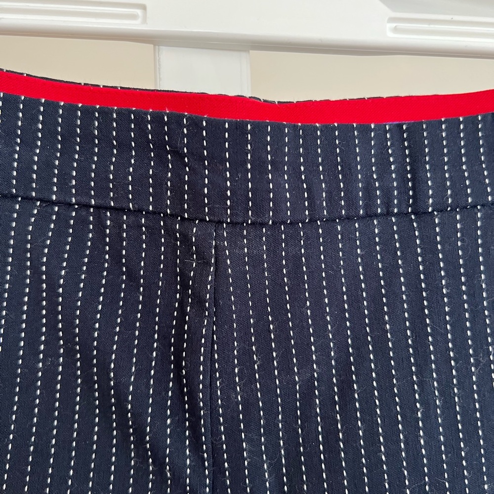 Charter Club Size 18 White Stripe Navy Trousers